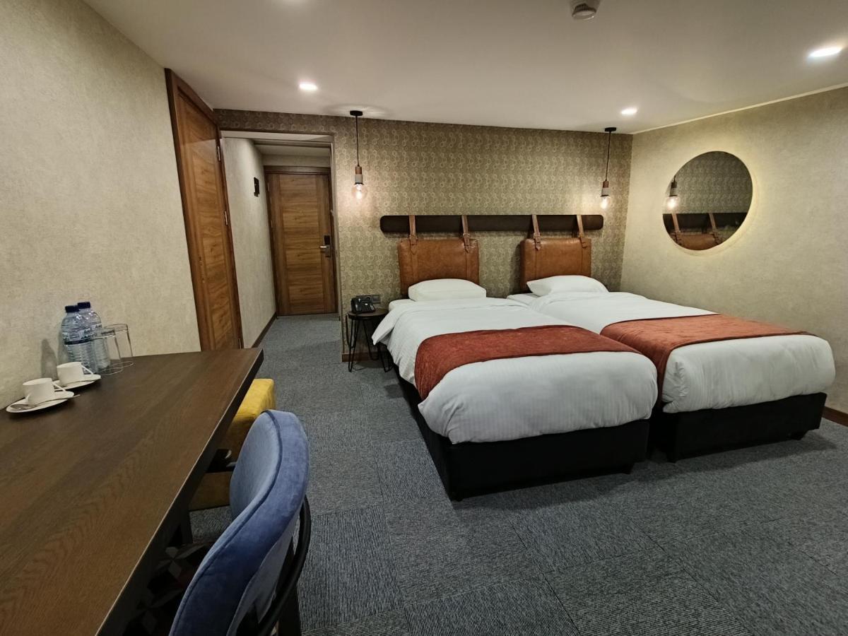 Townhouse Tbilisi Boutique Hotel Buitenkant foto