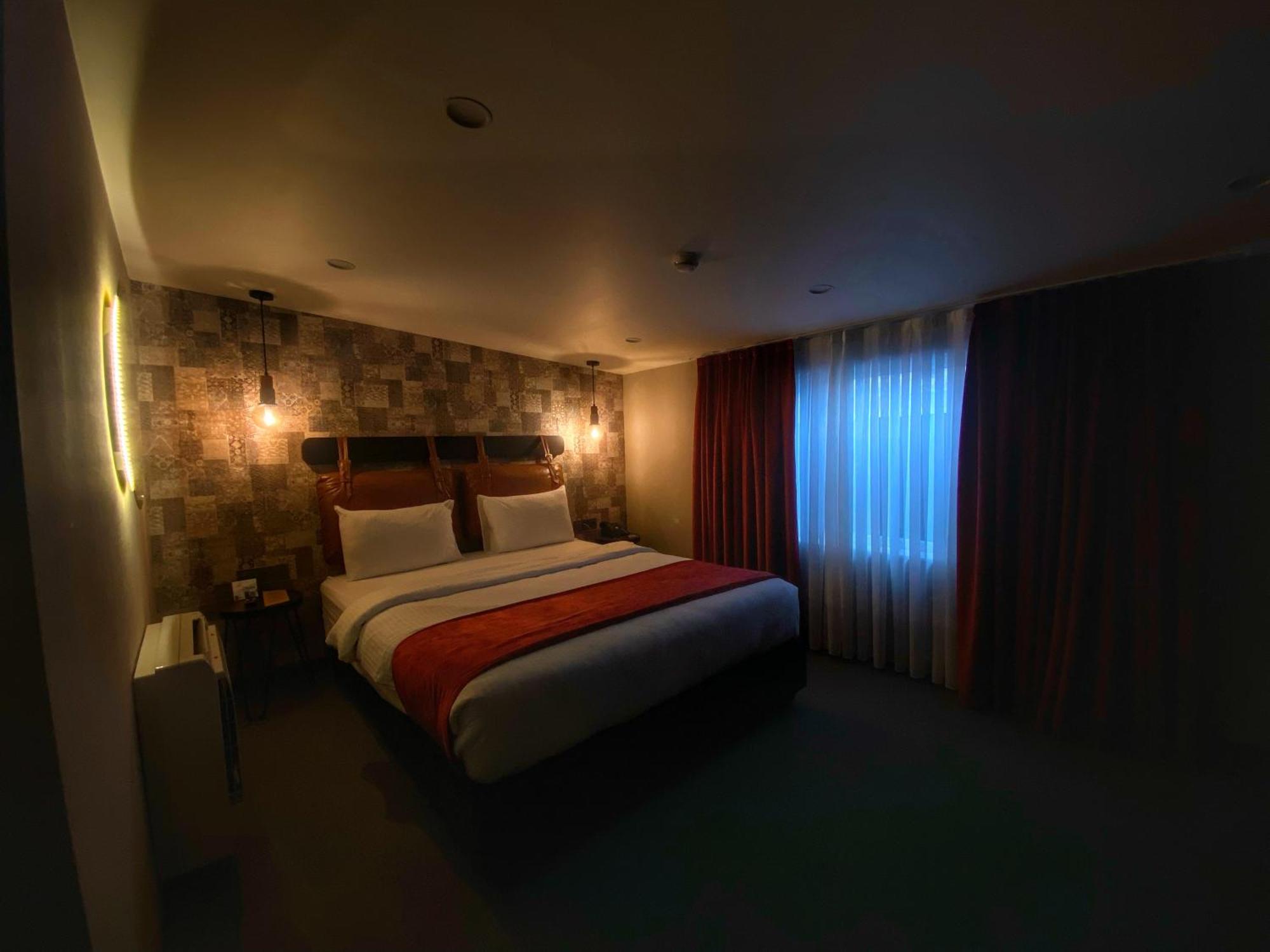 Townhouse Tbilisi Boutique Hotel Buitenkant foto