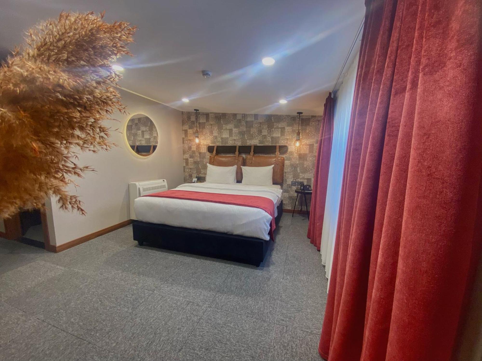 Townhouse Tbilisi Boutique Hotel Buitenkant foto